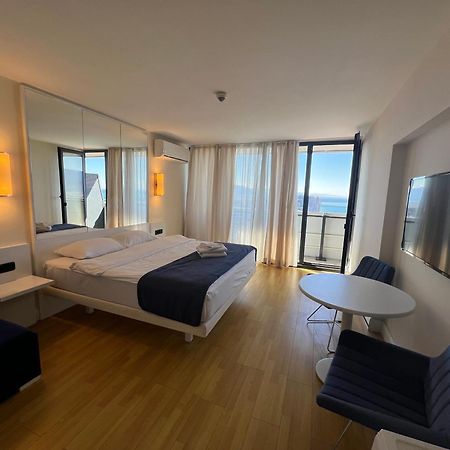 Spend Your Time In Orbi City Batumi Exterior foto