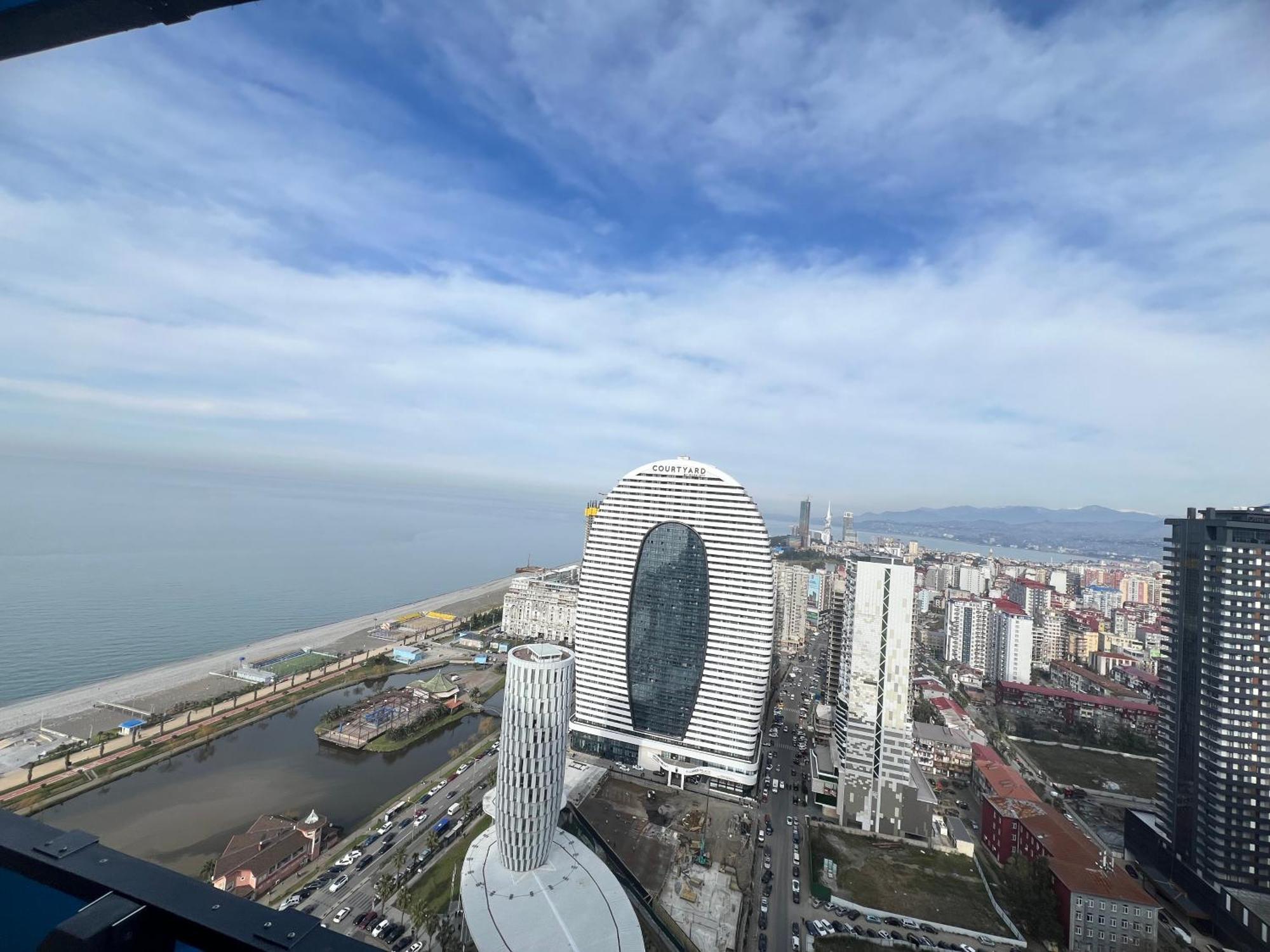 Spend Your Time In Orbi City Batumi Exterior foto