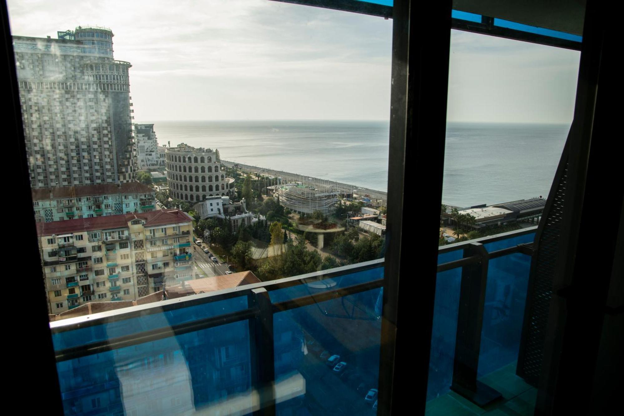 Spend Your Time In Orbi City Batumi Exterior foto